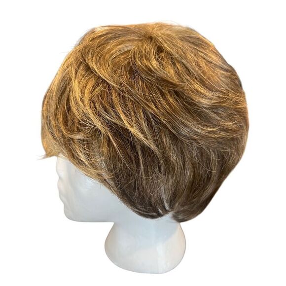 RAQUEL WELCH Signature collection Wig Luxury Class Sheer indulgence made in Japa - Picture 1 of 10
